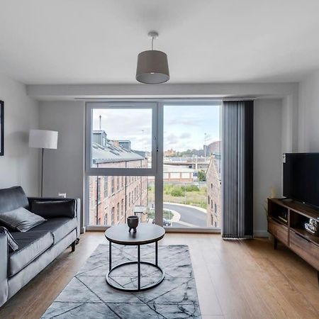 Spacious 1 Bedroom Apartment In A Converted Mill ليدز المظهر الخارجي الصورة